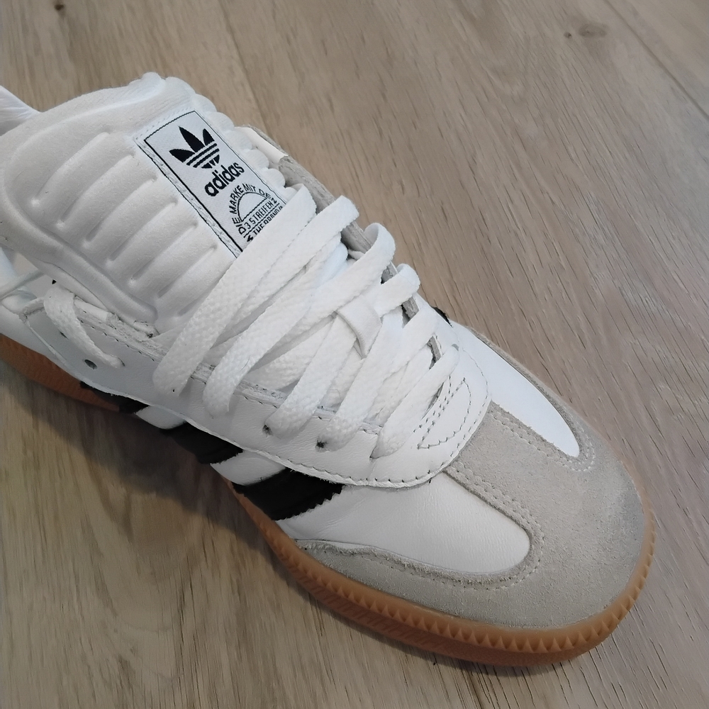 Adidas White and Black Sneakers - Picture 3 of 6